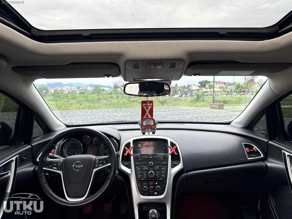 UTKU AUTO 'dan Opel Astra Sport Sanroof