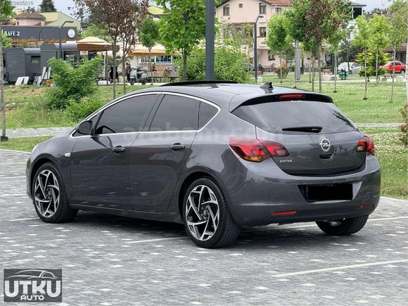 UTKU AUTO 'dan Opel Astra Sport Sanroof