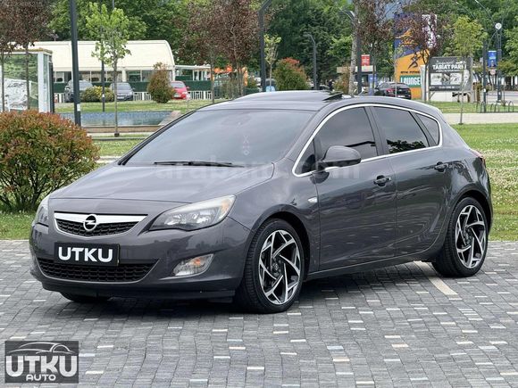 UTKU AUTO 'dan Opel Astra Sport Sanroof