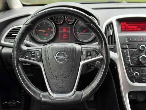 Astra J Değişensiz 125.000 Km 2 Parça Boyalı