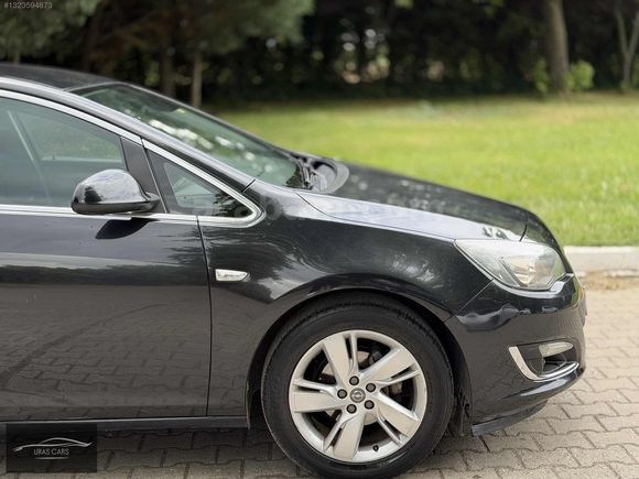 Astra J Değişensiz 125.000 Km 2 Parça Boyalı