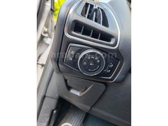 focus 3 titanium otomatik