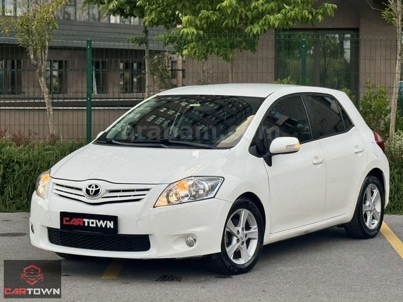 CARTOWN'DAN__2012 AURİS 1.4D-4D COMFORT EXTRA 90HP/DĞİTLKLİMA