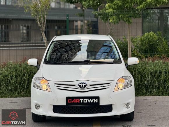 CARTOWN'DAN__2012 AURİS 1.4D-4D COMFORT EXTRA 90HP/DĞİTLKLİMA