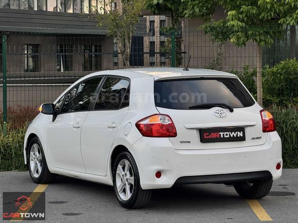 CARTOWN'DAN__2012 AURİS 1.4D-4D COMFORT EXTRA 90HP/DĞİTLKLİMA
