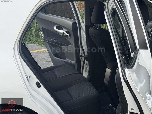 CARTOWN'DAN__2012 AURİS 1.4D-4D COMFORT EXTRA 90HP/DĞİTLKLİMA