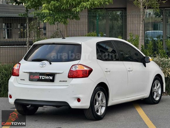 CARTOWN'DAN__2012 AURİS 1.4D-4D COMFORT EXTRA 90HP/DĞİTLKLİMA