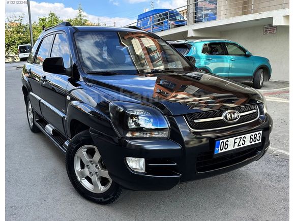 HATASIZ KİA SPORTAGE FULL+ISITMA+SUNROOF+OTOMATİK+4X4