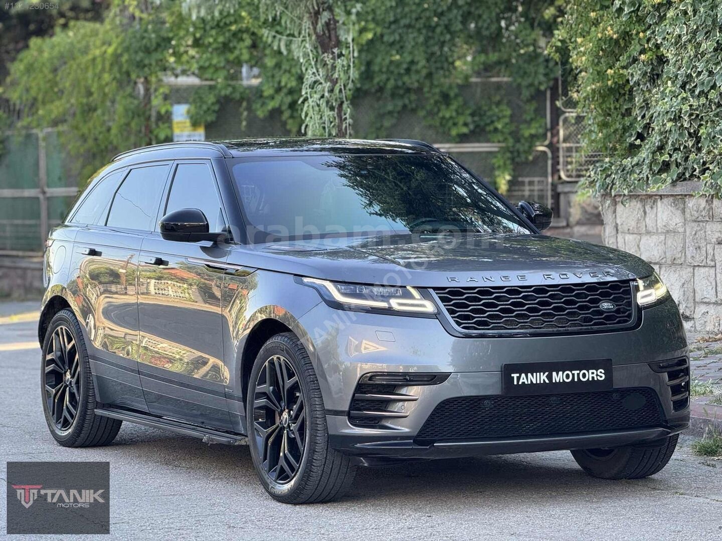 Galeriden Land Rover Range Velar 2.0 TD4 R-Dynamic SE 2017 Model Ankara 142.000 km Füme 3