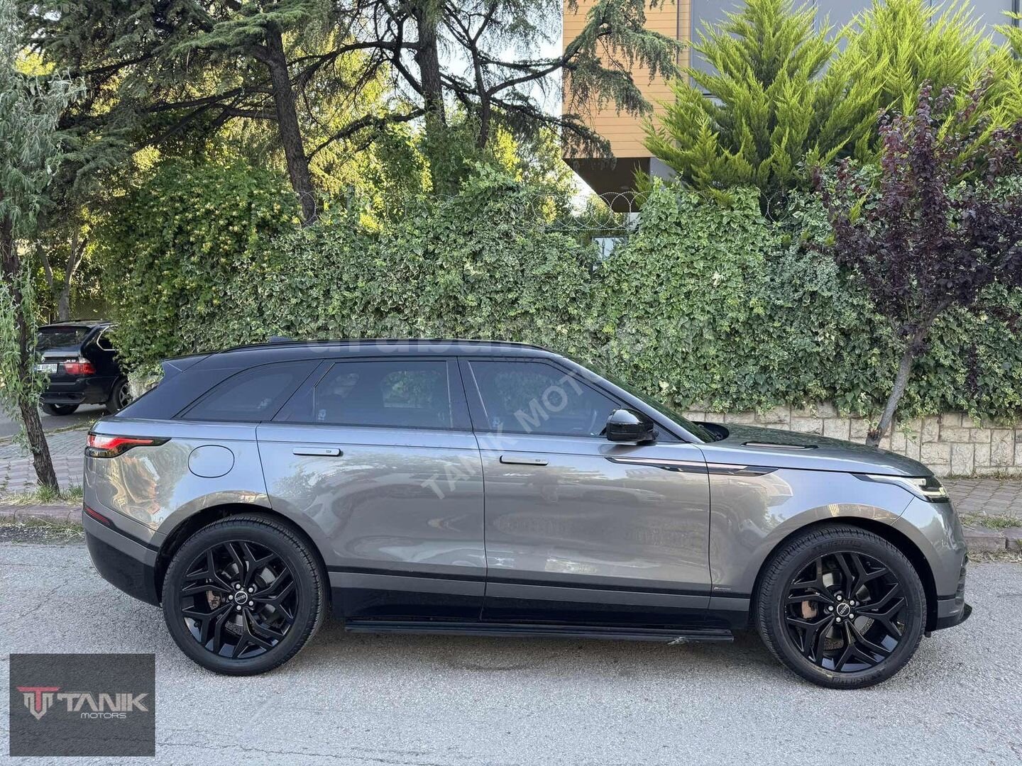 Galeriden Land Rover Range Velar 2.0 TD4 R-Dynamic SE 2017 Model Ankara 142.000 km Füme 7
