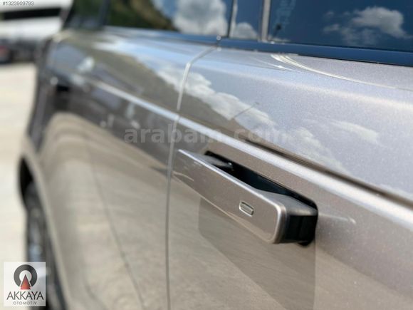 AKKAYA'DAN 2017 R-DYNAMIC HSE VELAR