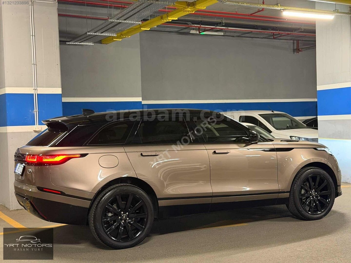 Galeriden Land Rover Range Velar 2.0 TD4 R-Dynamic SE 2017 Model İstanbul 50.000 km Bej 2