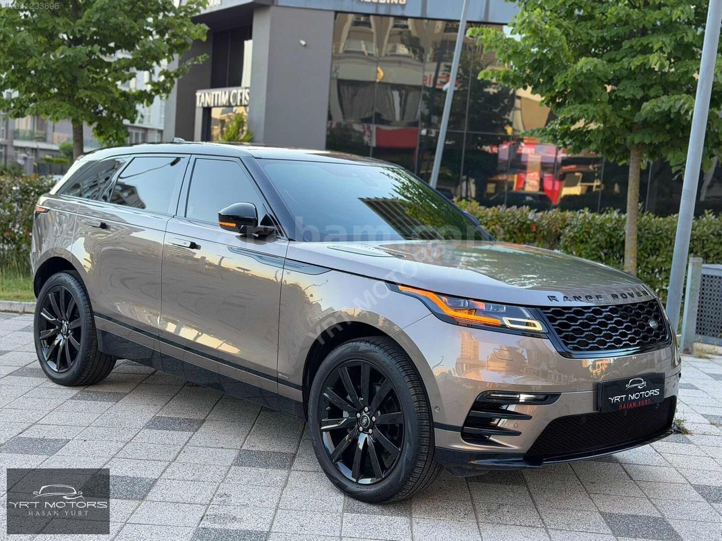 Galeriden Land Rover Range Velar 2.0 TD4 R-Dynamic SE 2017 Model İstanbul 50.000 km Bej 6