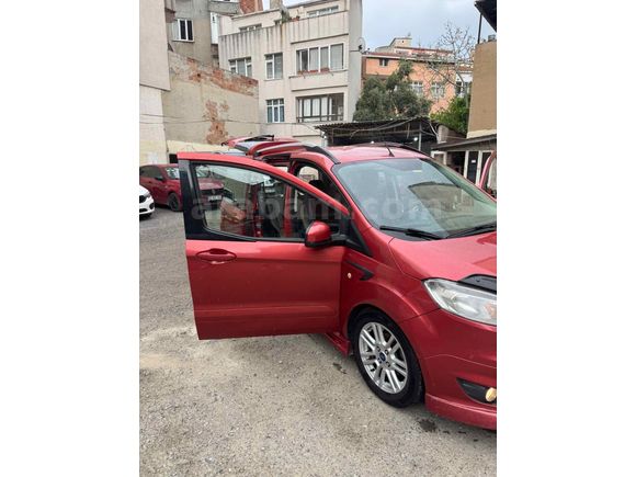 Sahibinden Ford Tourneo Courier 1.6 TDCi Titanium 2017 Model Tekirdağ 178.000 km Bordo
