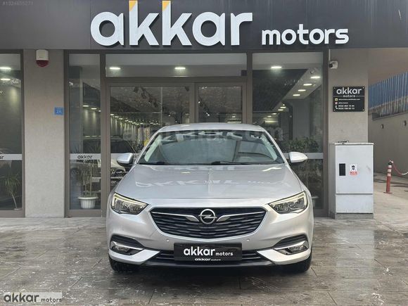 AKKAR MOTORS'DAN 2020 DEĞİŞENSİZ EKSTRALI İNSİGNİA/K.K 12 TAKSİT