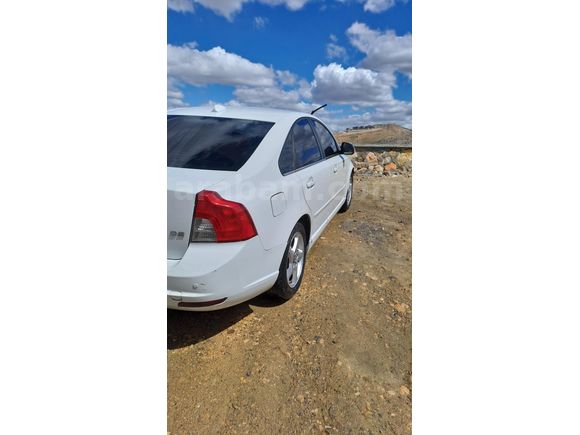 Sahibinden Volvo S40 1.6 D Dynamic 2012 Model malatya 212000 km Beyaz