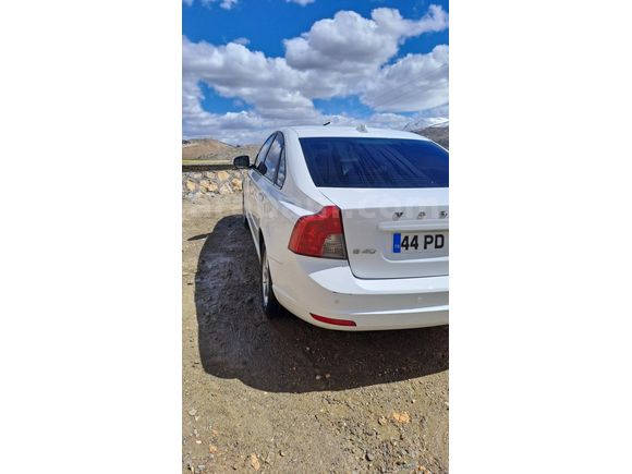 Sahibinden Volvo S40 1.6 D Dynamic 2012 Model malatya 212000 km Beyaz