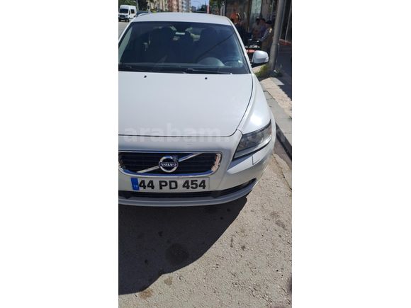 Sahibinden Volvo S40 1.6 D Dynamic 2012 Model malatya 212000 km Beyaz