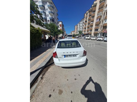 Sahibinden Volvo S40 1.6 D Dynamic 2012 Model malatya 212000 km Beyaz