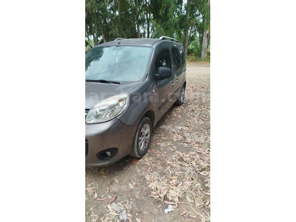 Sahibinden Renault Kangoo Multix 1.5 dCi Joy 2016 Model