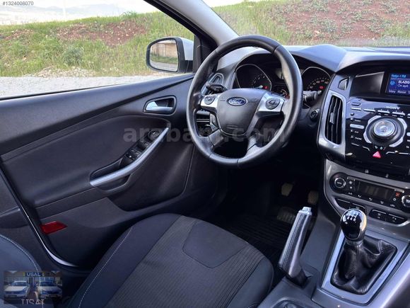 FORD FOCUS 1.6 TİTANİUM SMART PAKET HATASIZ BOYASIZ