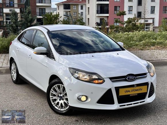 FORD FOCUS 1.6 TİTANİUM SMART PAKET HATASIZ BOYASIZ