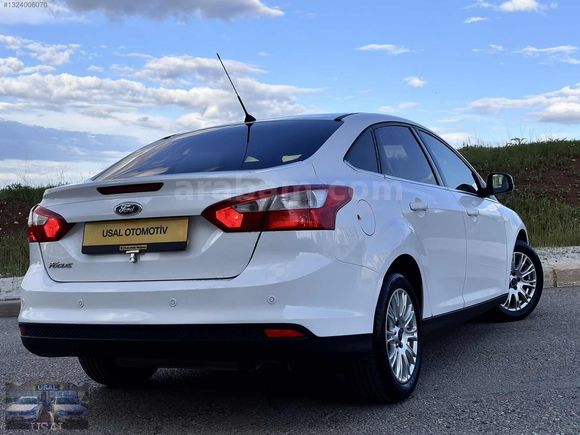 FORD FOCUS 1.6 TİTANİUM SMART PAKET HATASIZ BOYASIZ