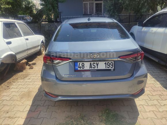 Sahibinden Toyota Corolla 1.5 Dream 2023 Model