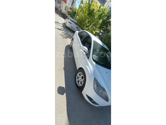 Sahibinden Ford Focus 1.6 TDCi Trend X 2010 Model