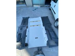 AYKUT DİZAYN-VOLKSWAGEN MULTİVAN CARAVELLA İÇ PLASTİK SET