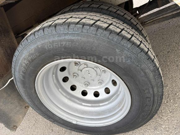 Yıldızlar otomotiv den 350 ED çift teker hayvan kasalı