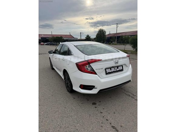 Yaldızlar otomotivden CİVİC elegance düşük KM