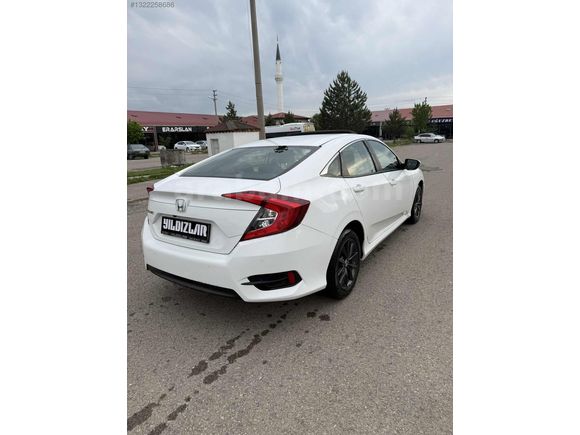 Yaldızlar otomotivden CİVİC elegance düşük KM