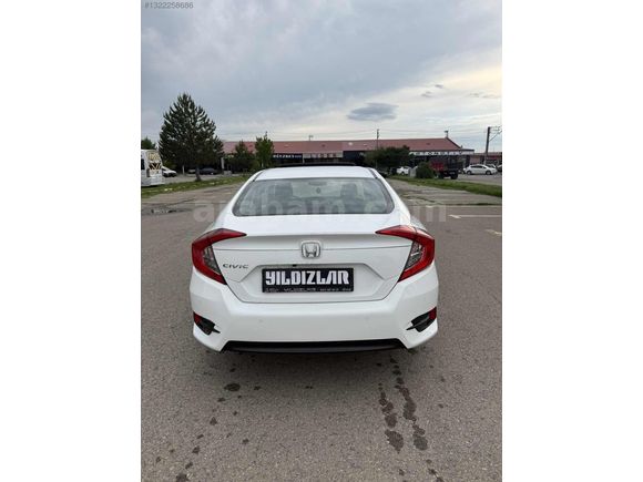Yaldızlar otomotivden CİVİC elegance düşük KM