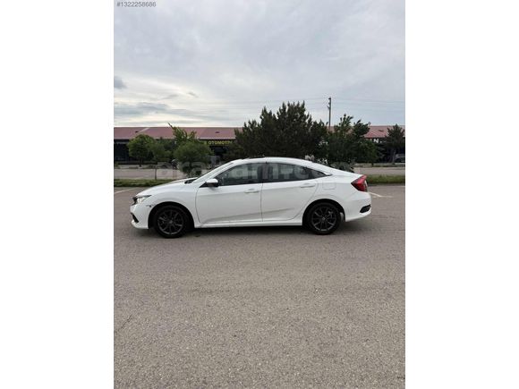 Yaldızlar otomotivden CİVİC elegance düşük KM