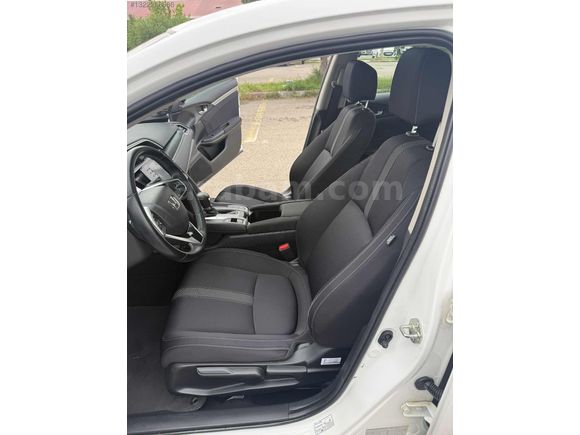 Yaldızlar otomotivden CİVİC elegance düşük KM