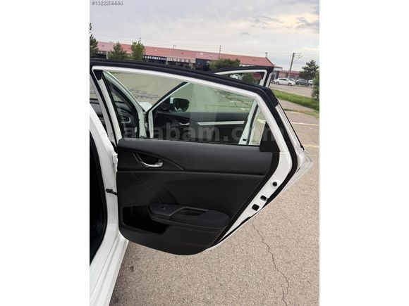 Yaldızlar otomotivden CİVİC elegance düşük KM