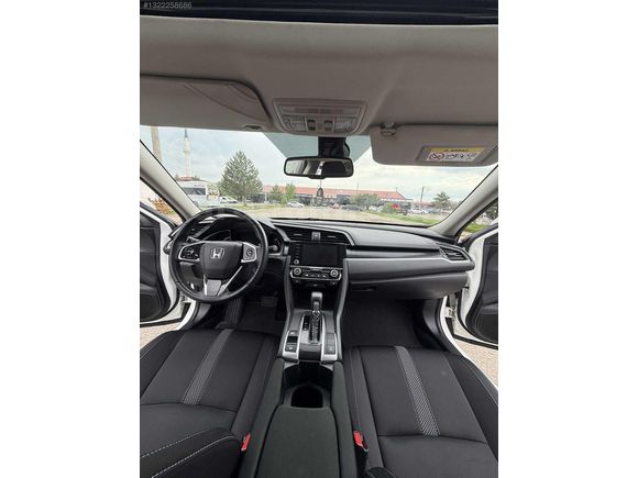 Yaldızlar otomotivden CİVİC elegance düşük KM
