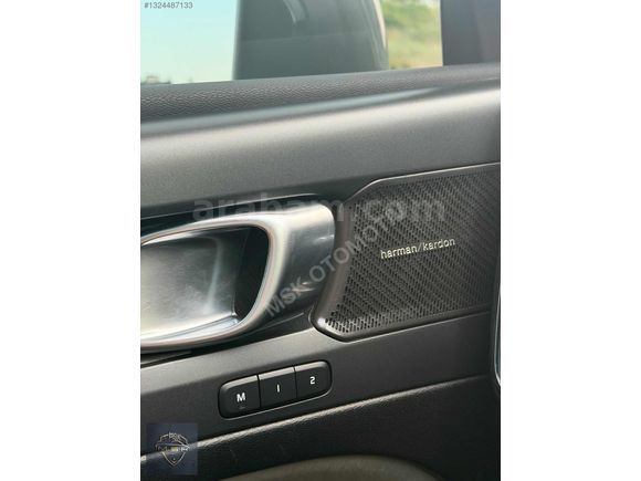 2022 VOLVO XC40 1.5 T2 PLUS BRİGHT HARMAN/CAM TAVAN