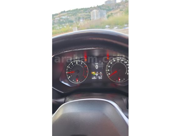 Sahibinden Renault Clio 1.3 TCe Touch 2020 Model