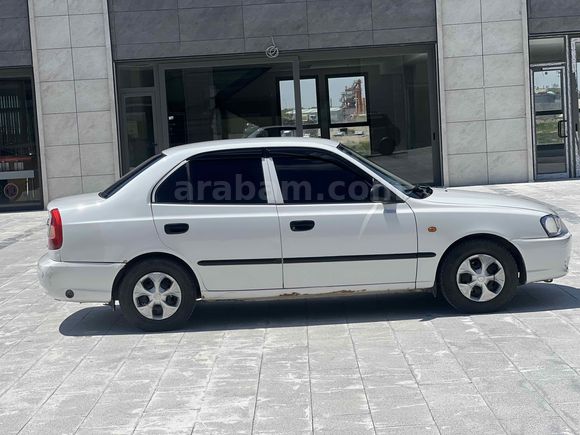 Sahibinden Hyundai Accent 1.3 LX 2002 Model 