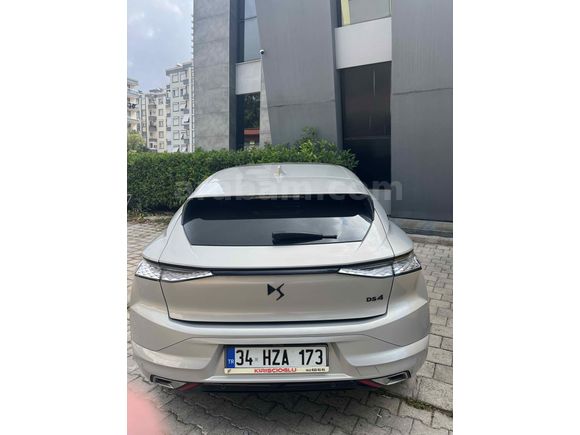 Sahibinden DS Automobiles DS4 1.5 BlueHDi Performance Line 2023 Model  16.000 km Gri (Gümüş)