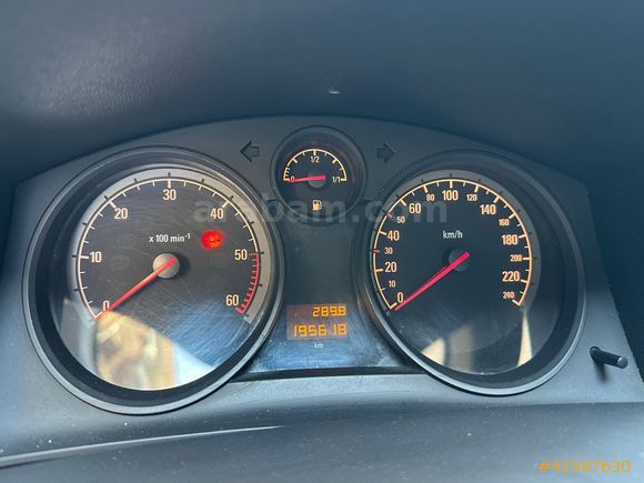 ARDA TİCARETTEN 2011 MD. OPEL ASTRA 1.3 DİZEL M/T