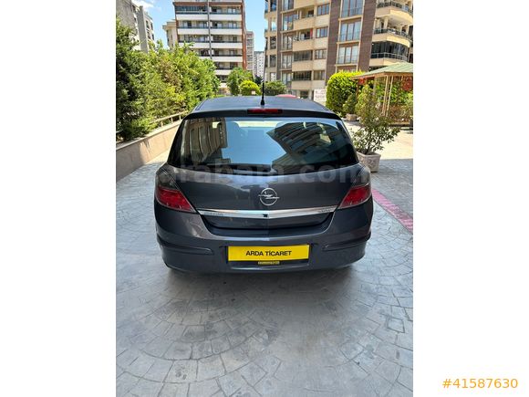 ARDA TİCARETTEN 2011 MD. OPEL ASTRA 1.3 DİZEL M/T