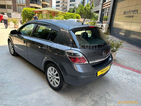 ARDA TİCARETTEN 2011 MD. OPEL ASTRA 1.3 DİZEL M/T