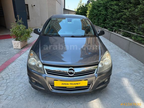 ARDA TİCARETTEN 2011 MD. OPEL ASTRA 1.3 DİZEL M/T