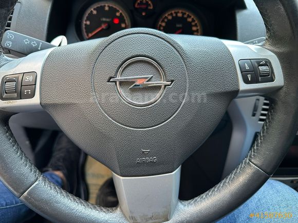 ARDA TİCARETTEN 2011 MD. OPEL ASTRA 1.3 DİZEL M/T