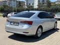 ÖZ BARIŞ | 2024 OCTAVİA 1.0 e-TEC ELİTE DSG | 200.000TL %0 FAİZ