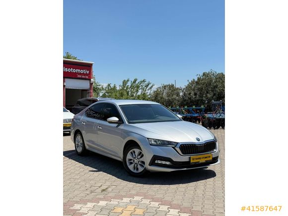 ÖZ BARIŞ | 2024 SKODA OCTAVİA 1.0 e-TEC ELİTE DSG | HATASIZ