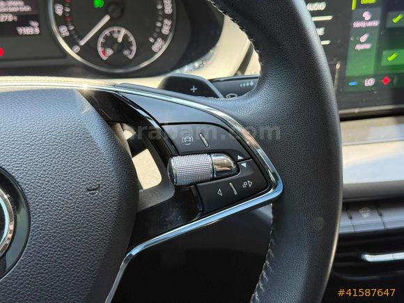 ÖZ BARIŞ | 2024 SKODA OCTAVİA 1.0 e-TEC ELİTE DSG | HATASIZ